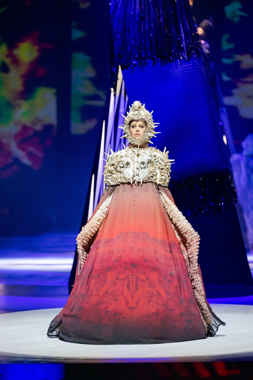 Jacinda Ardern makes surprise appearance at World of Wearable Art