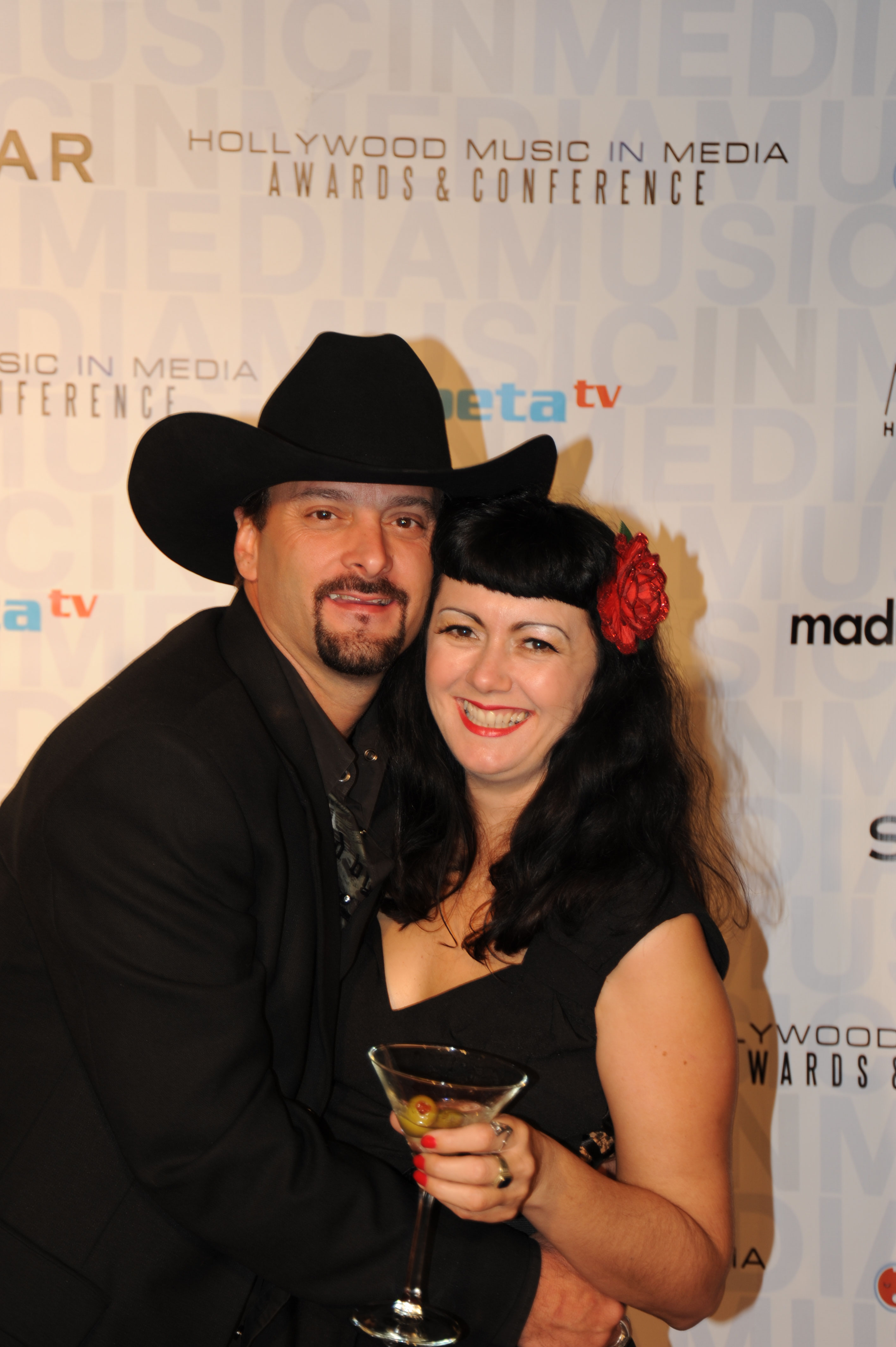 Coldwater Canyon Band Wins ‘Best Country Song’ At The Hollywood Music