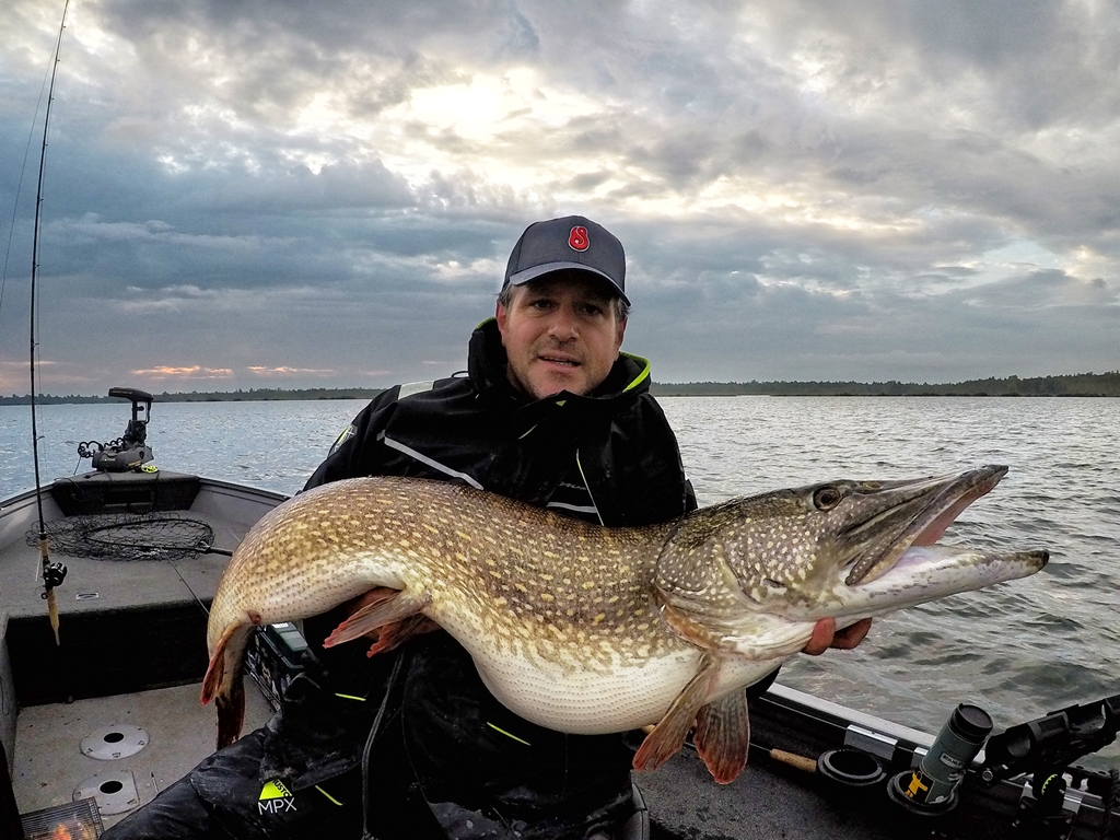 Esox Lucius World's BiggestPikes ever caught