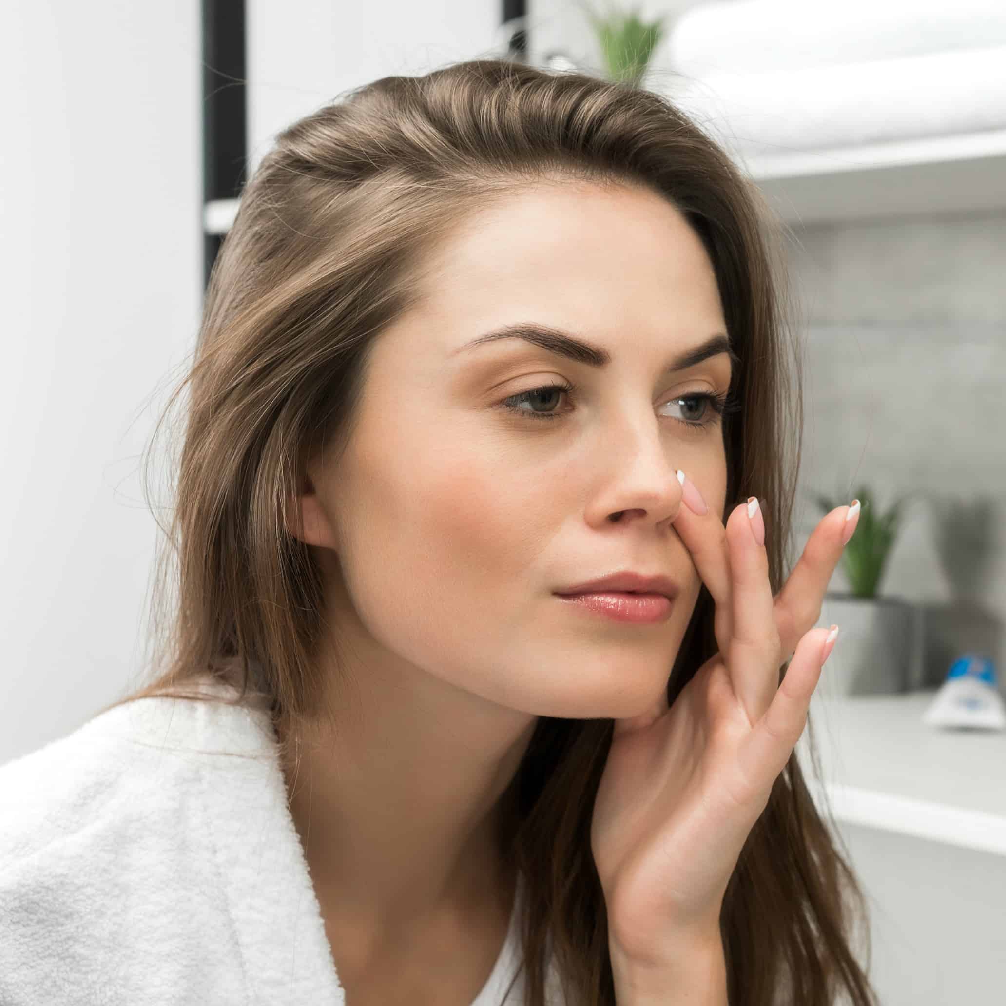 how to apply face primer Lucy Tries It