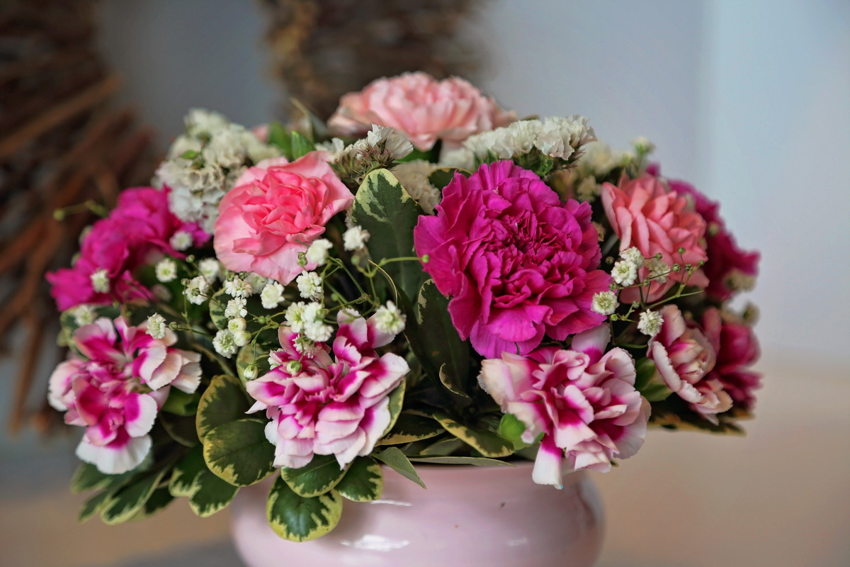 Simply Adorable Luda Flower Salon