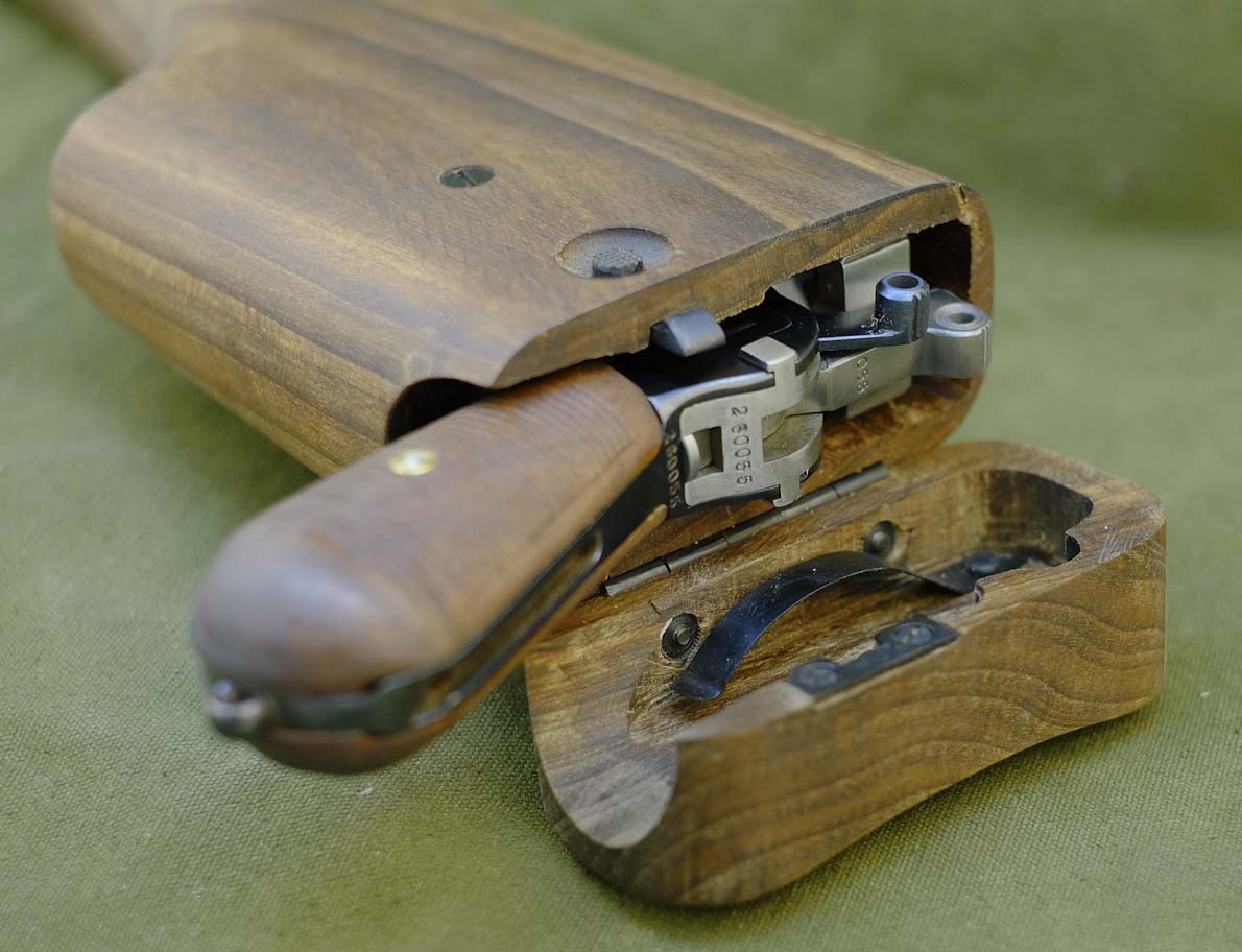 Mauser Broomhandle C96 with Stock LugerMan