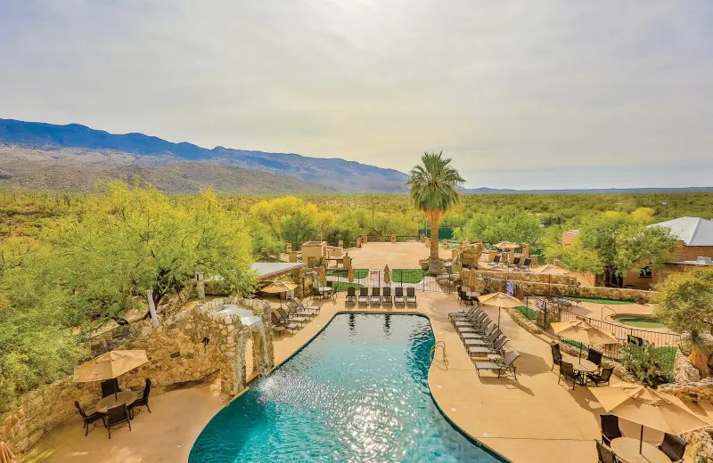 Lugos Travel’s Featured Luxe Getaway for Winter Tanque Verde Ranch