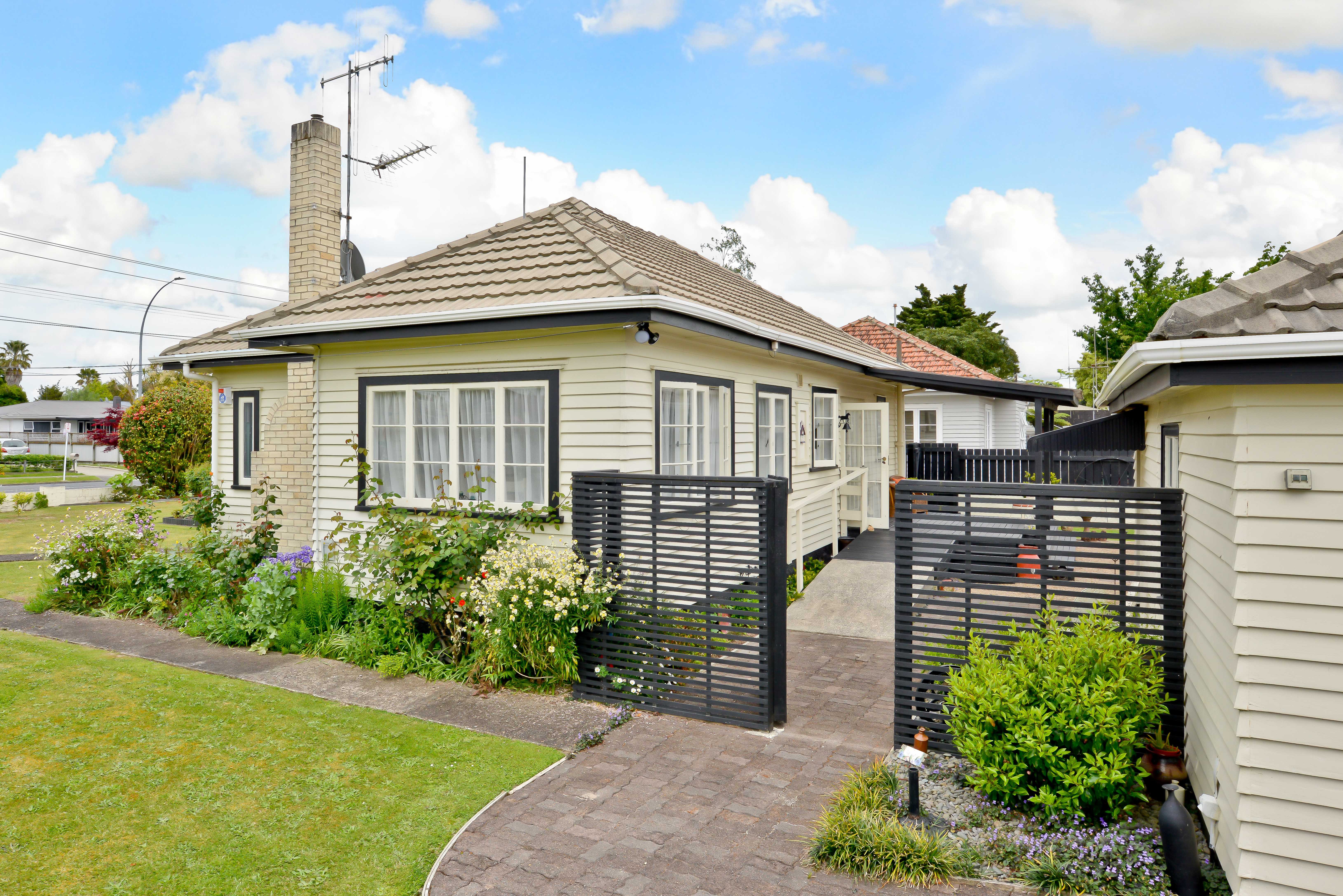 12 Sandwich Road St Andrews Lugton's Real Estate NZ
