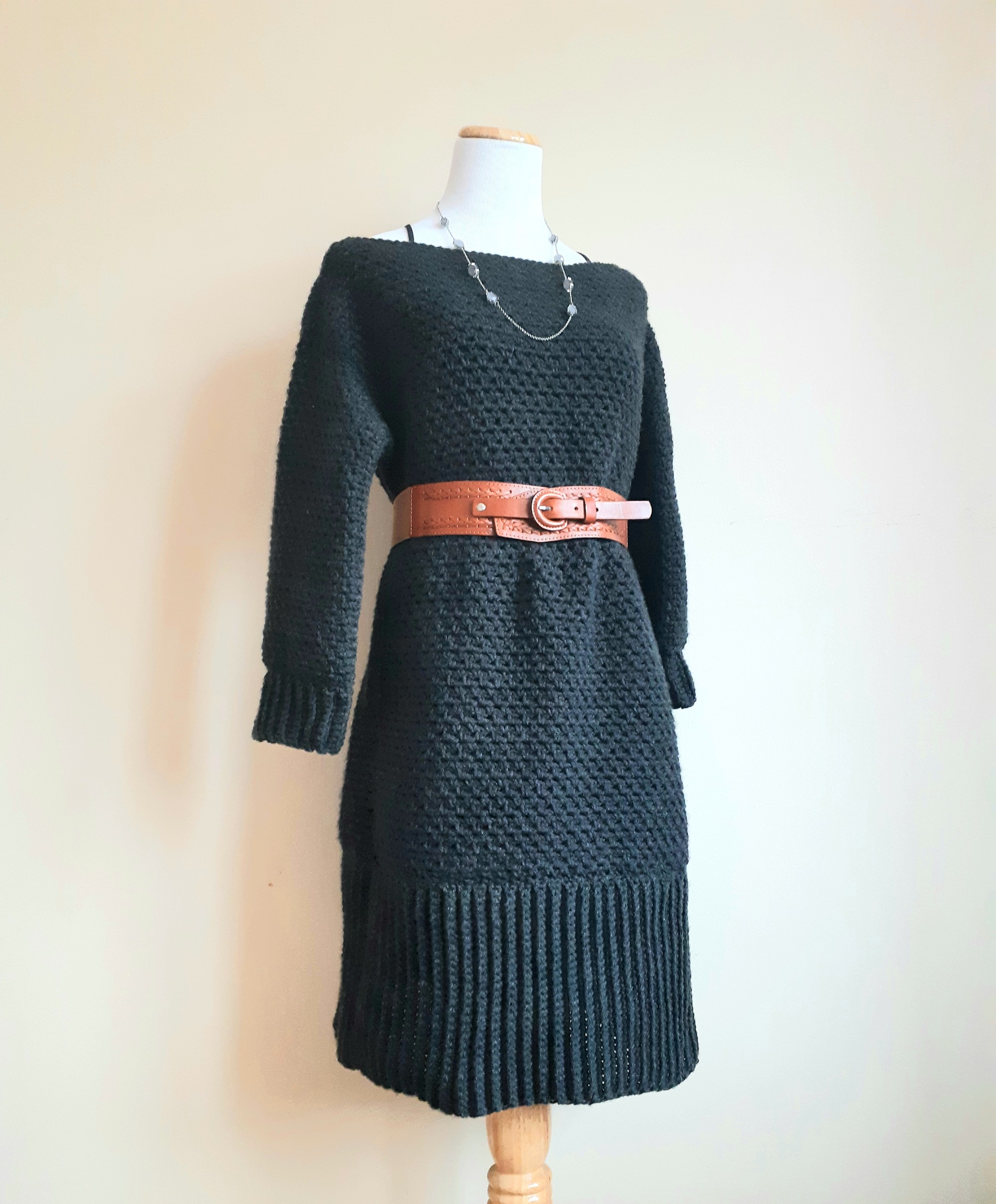 CROCHET SWEATER DRESS "KENSINGTON" Free Pattern ⋆