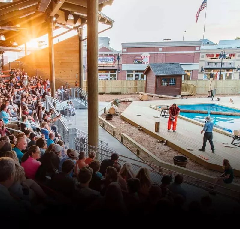 Show in Pigeon Paula Deen's Lumberjack Feud