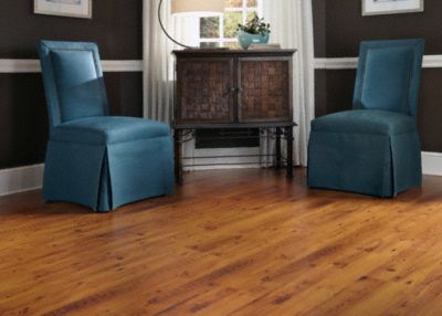 Dream Home Nirvana 8mm Mill Town Antique Cherry Laminate Lumber