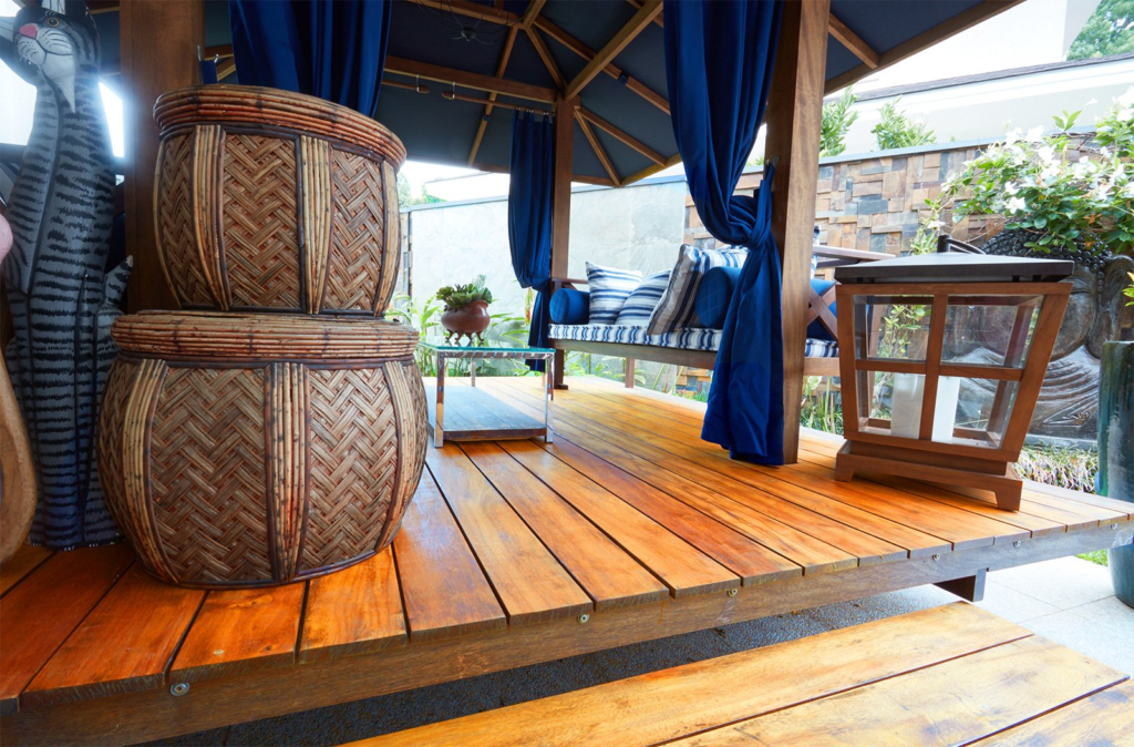 13 Patio and Small Deck Ideas