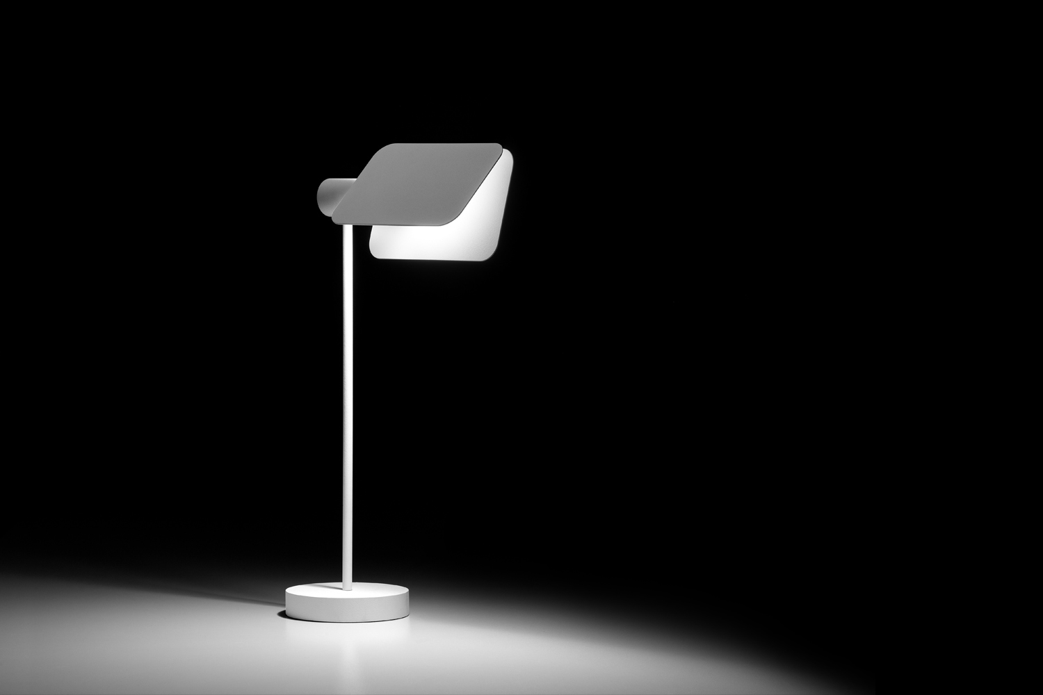 Blackjack™ Table Luminart Lighting