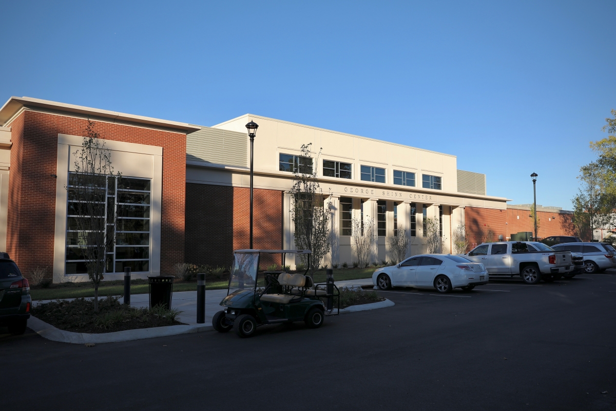 Shinn Center officially opens with a dedication ceremony