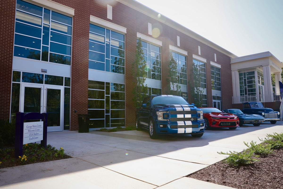 Shinn Center officially opens with a dedication ceremony