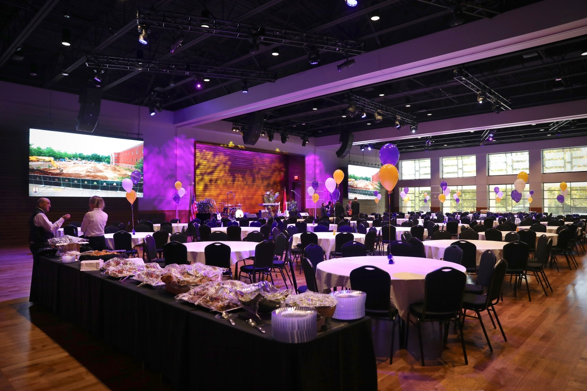 Shinn Center officially opens with a dedication ceremony