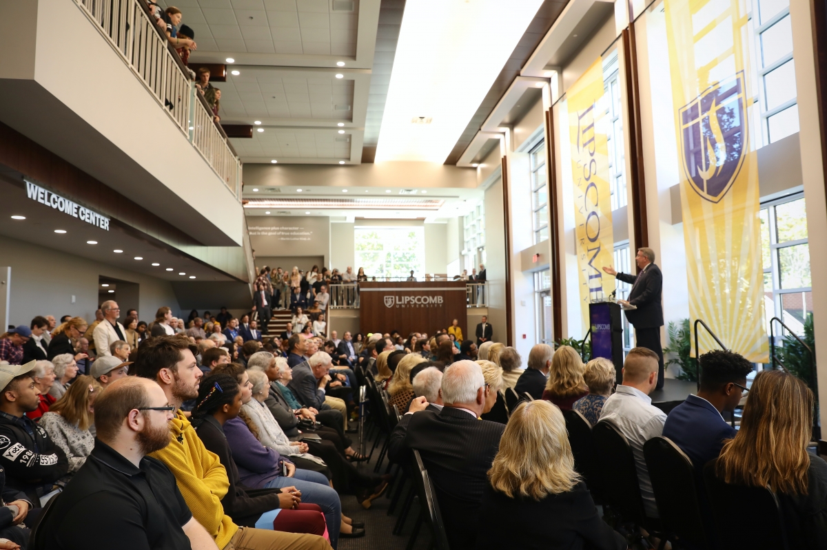 Shinn Center officially opens with a dedication ceremony
