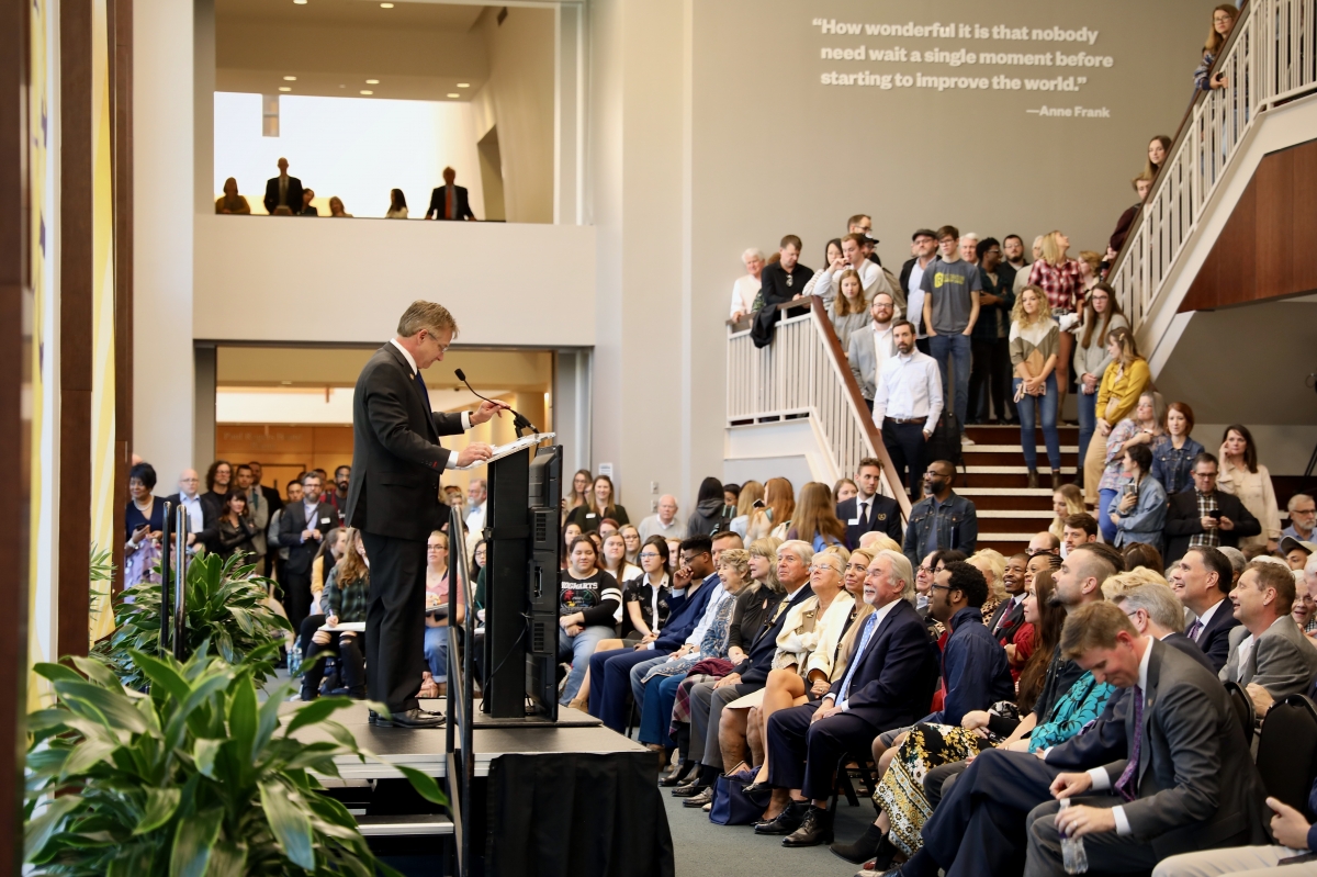 Shinn Center officially opens with a dedication ceremony