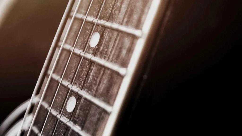 How Often Should You Change Guitar Strings? Luminous Guitarist