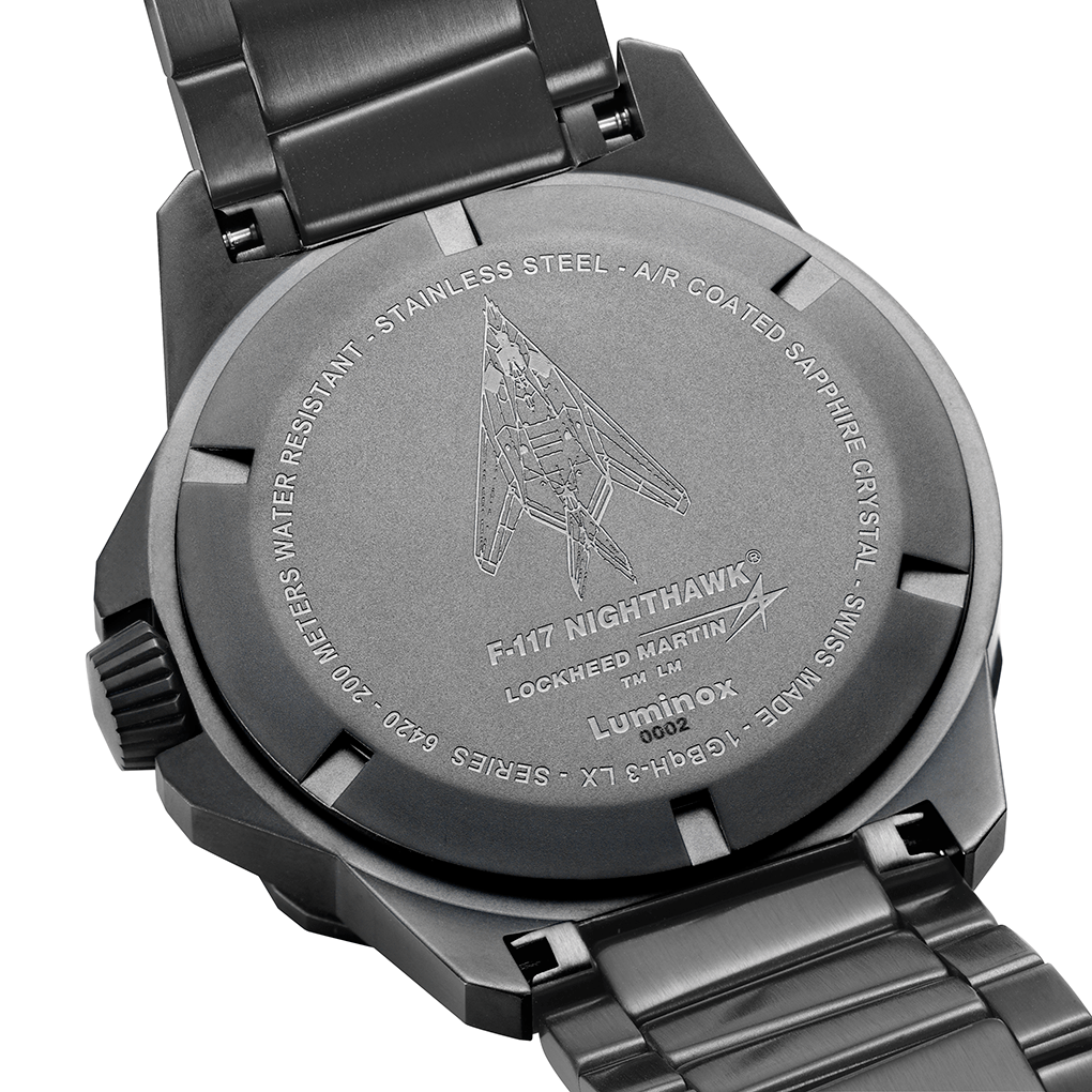 F117 NIGHTHAWK™ 6420 SERIES Ref.6422 Luminox ルミノックス公式サイト