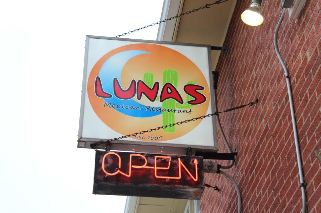 Home Luna's Mexican Restaurant