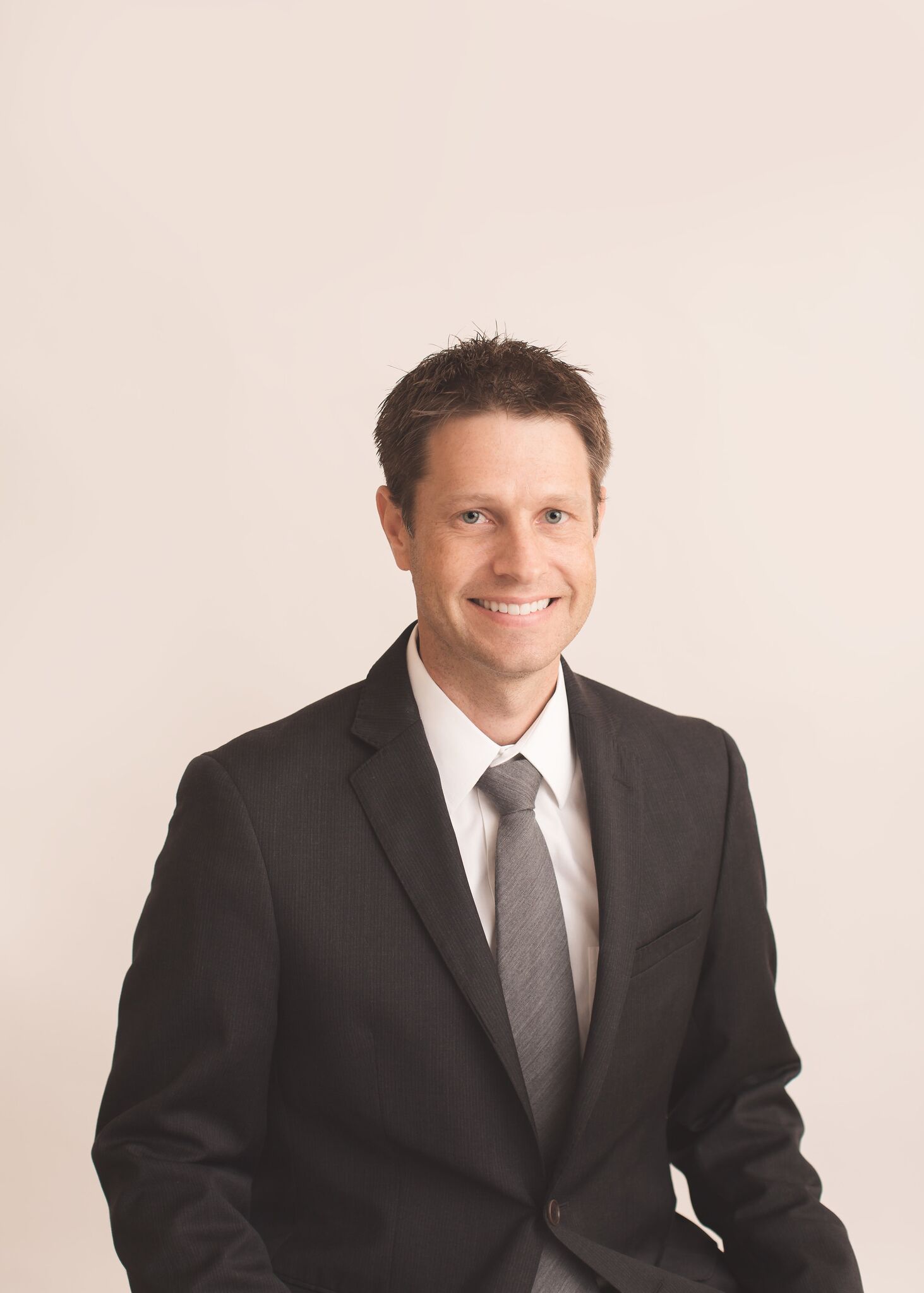 Meet Our Dentists Lundell & Hoy Dentistry