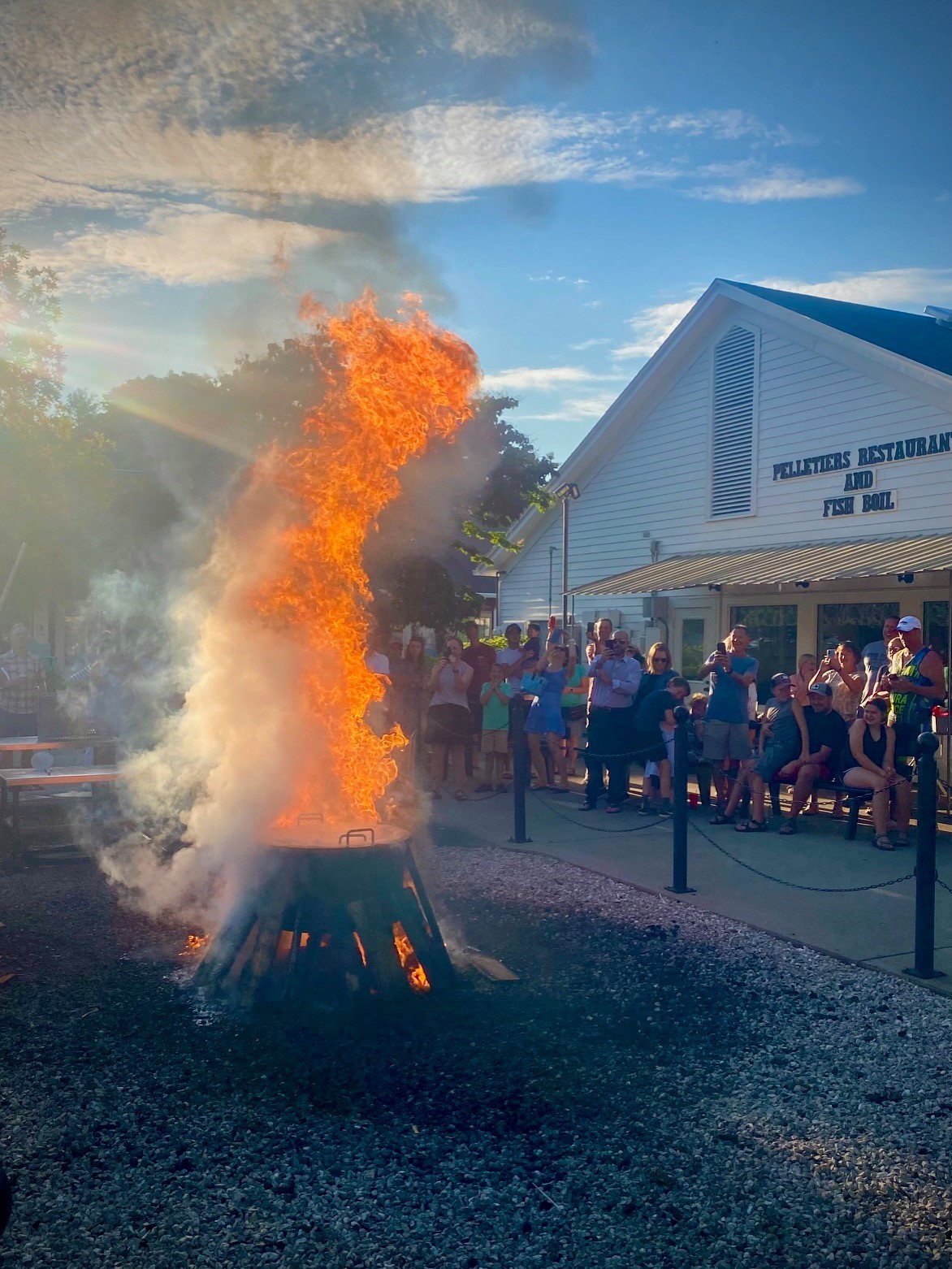 Sunset Bluff Home (Available June September) Lundquist Realty