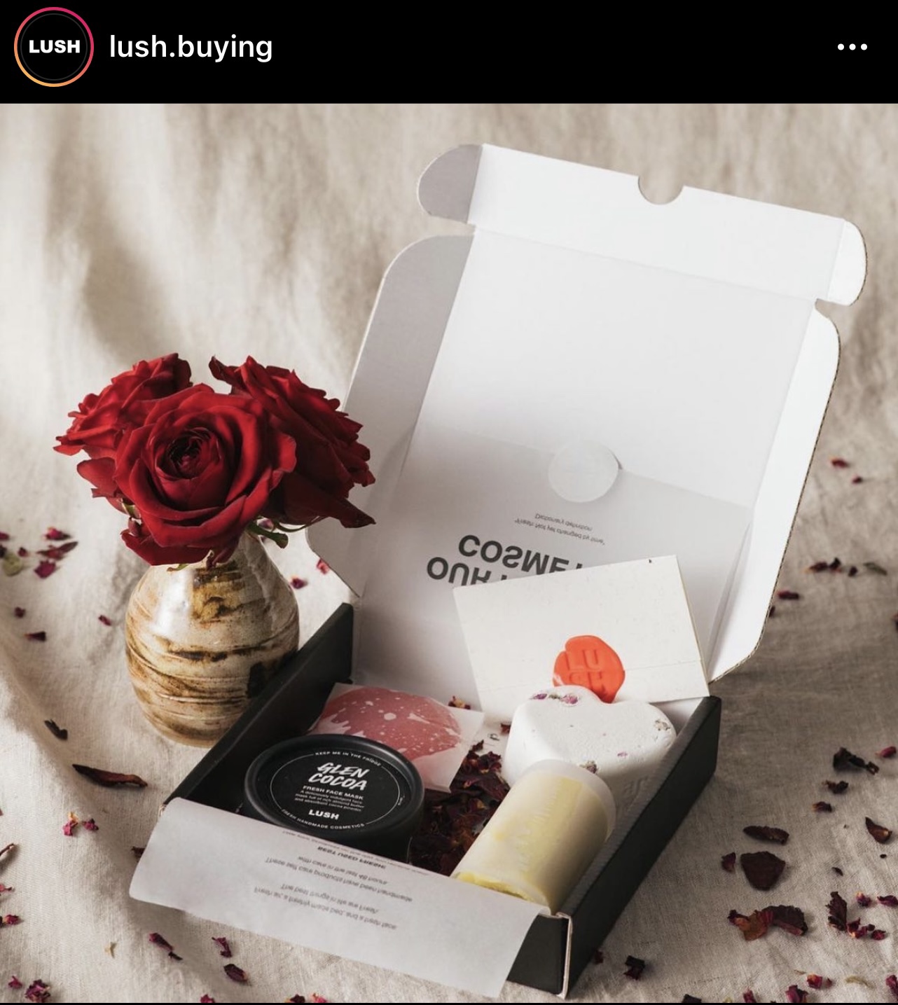 Lush Labs January 2021 ‘Fresh Flowers’ subscription box? Lush