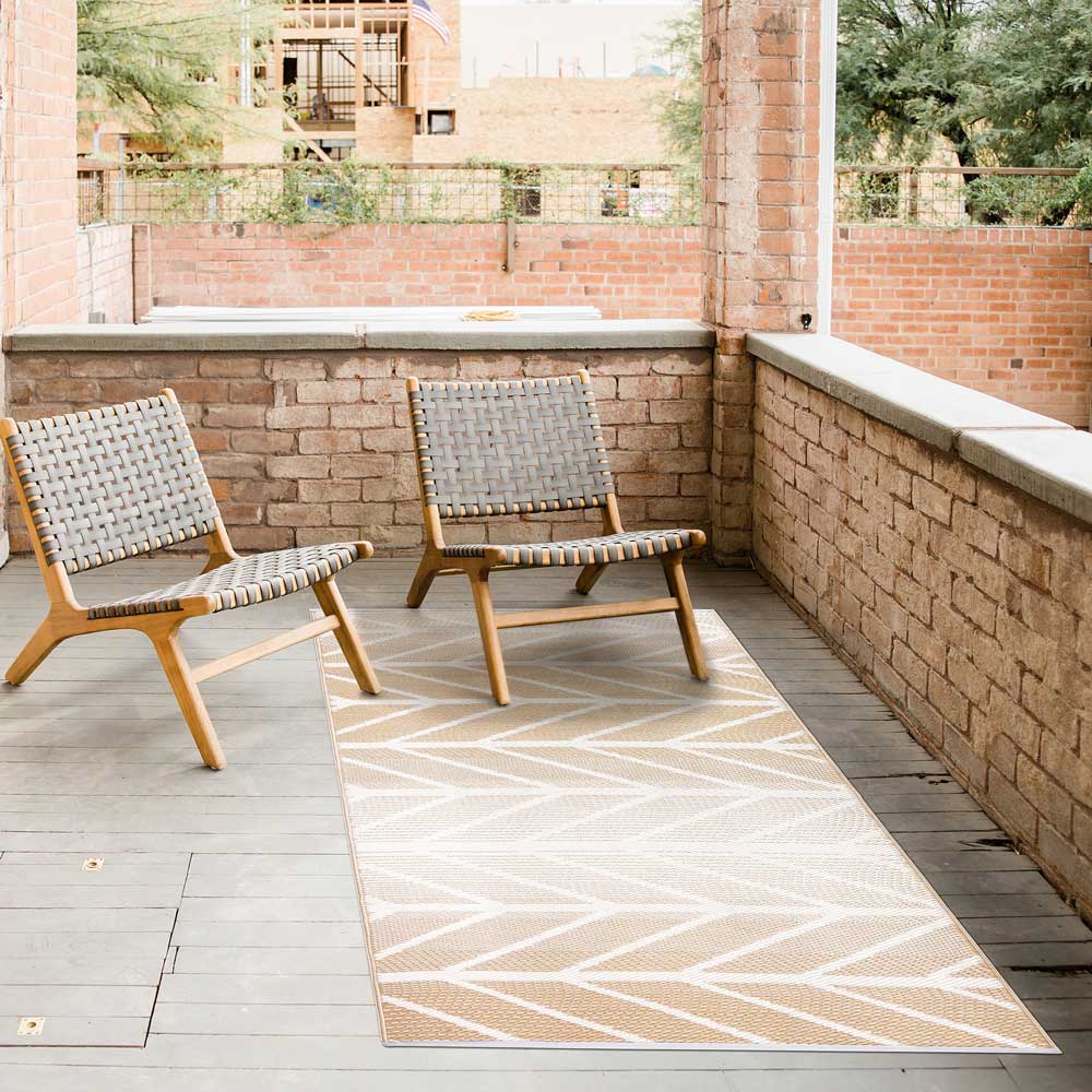 Zoya Plastic Outdoor Rug for Patio, Backyard, Picnic, RV, Camping