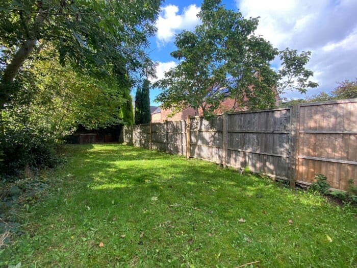 Main Road Betley Crewe CW3 9AA Luv2Sell