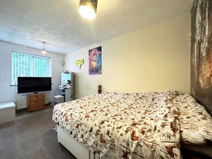 Ashwood Longton Stoke On Trent Luv2Sell