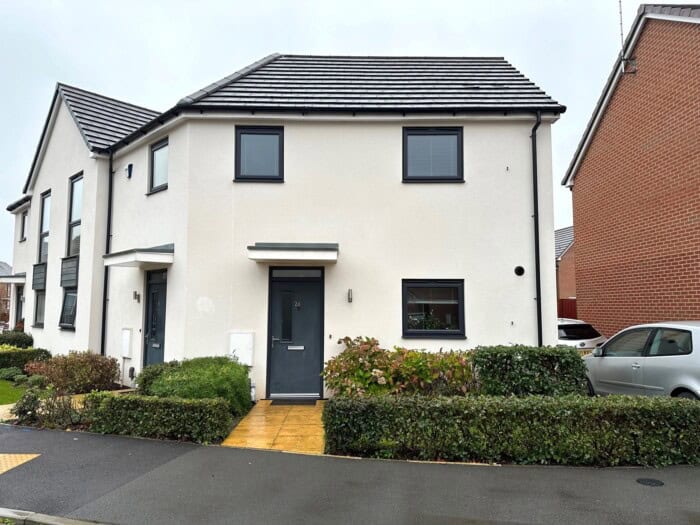 26 Harold Hines Way, Trentham, Stoke On Trent, ST4 8WJ Luv2Sell