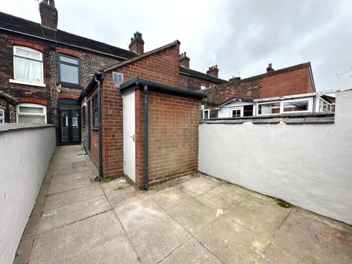 Eagle Street, Hanley, Stoke On Trent, ST1 3PD Luv2Sell