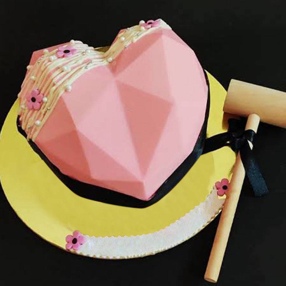 Pinata Cake In Dehradun, Free home delivery 23 hours luvflowercake