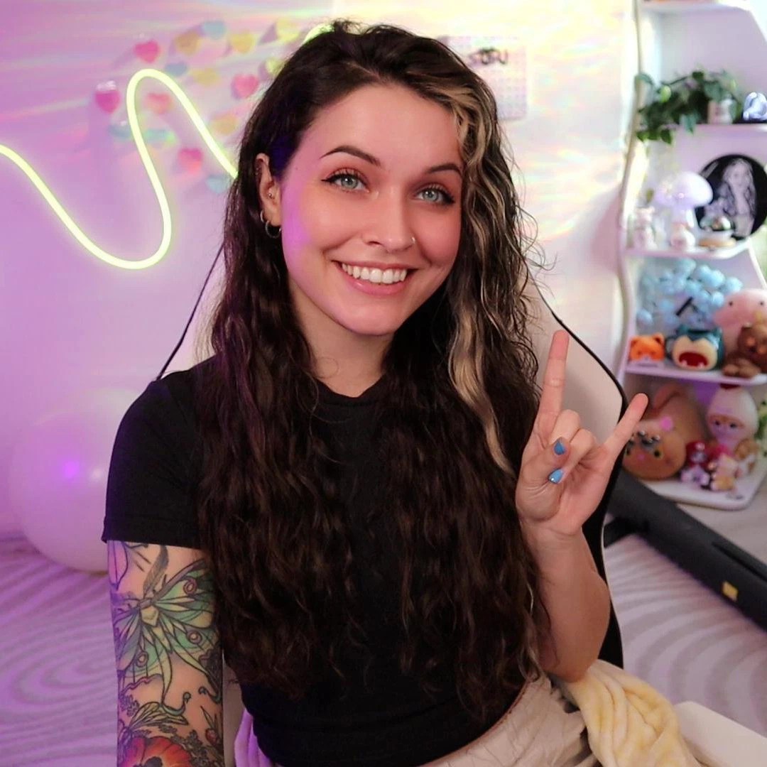 Foxie Katie - @foxiekatie OnlyFans Get photos