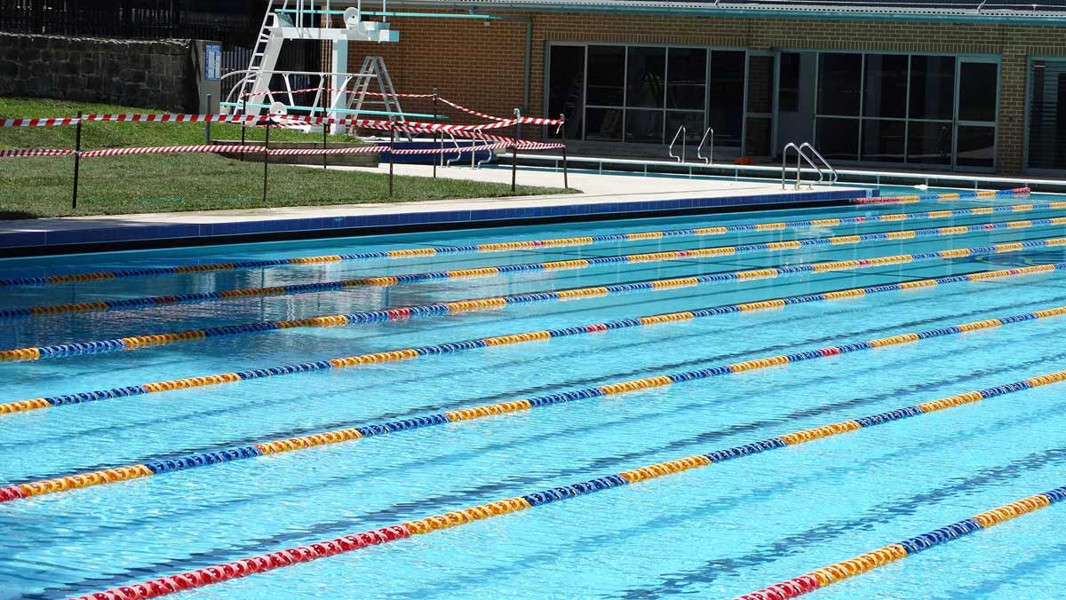 LUXAPOOL® Pool PaintWaverley College Pool resurfaced with LUXAPOOL