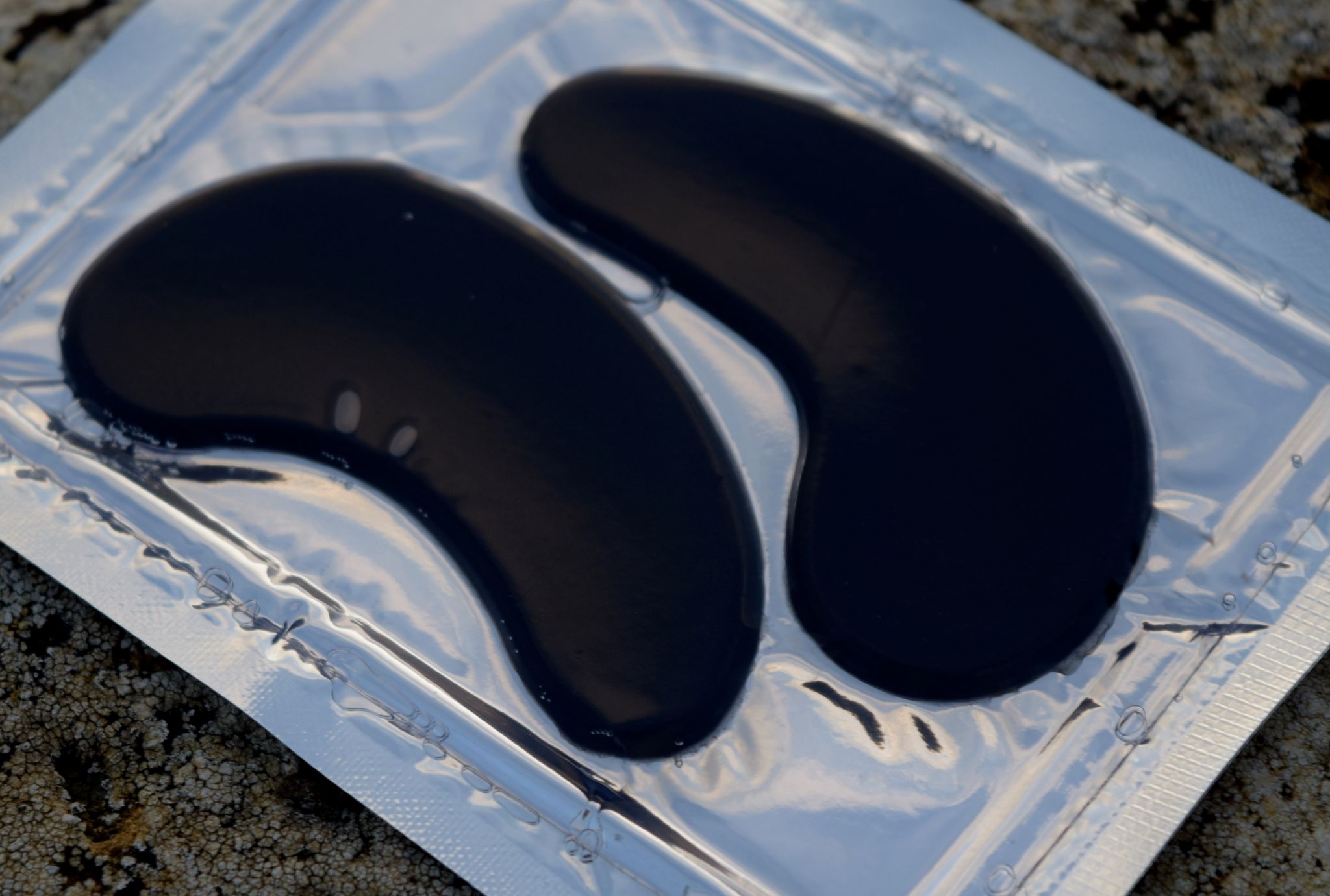 Blaq Hydrogel Eye Masks* The Luxe List