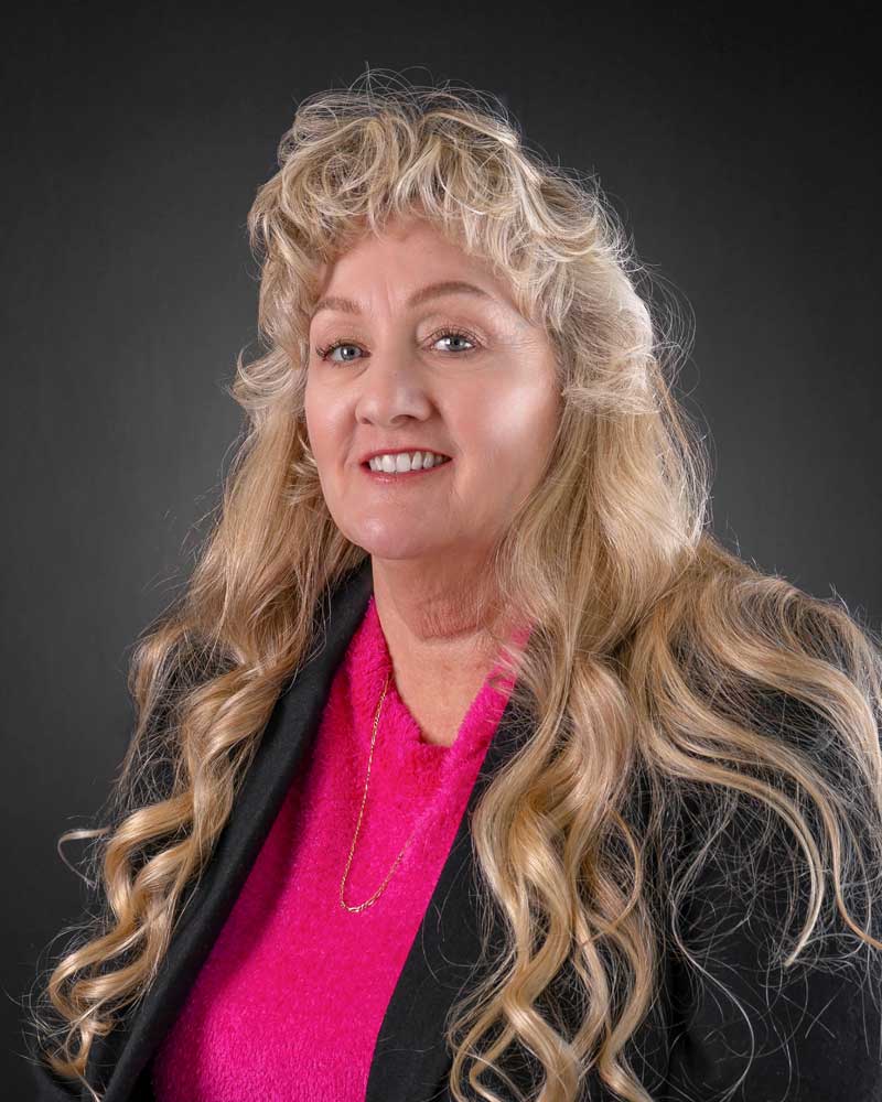 Lakeport Office Luxe Places International Realty