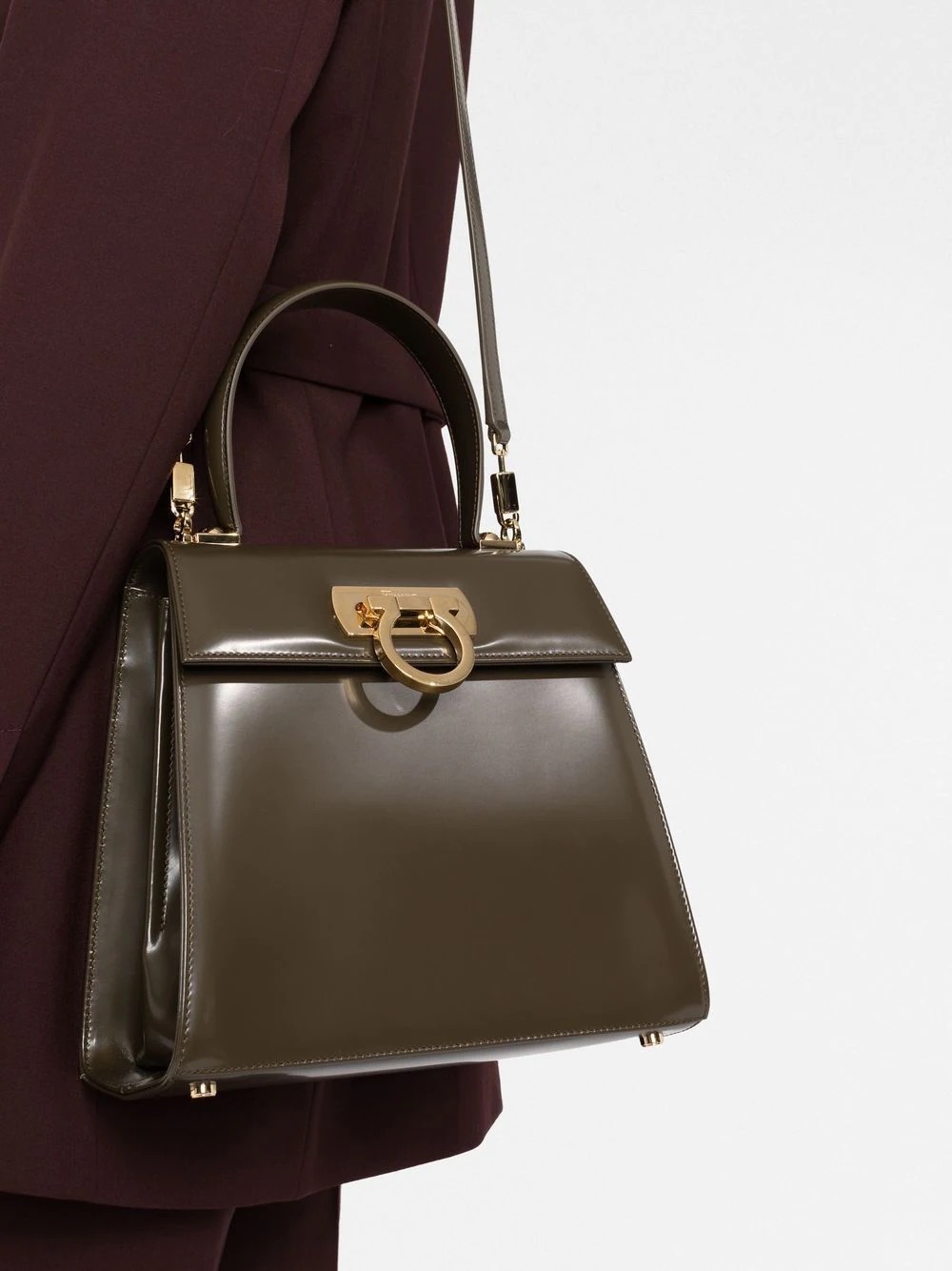 10 Classic Bags Every Woman Needs luxfy