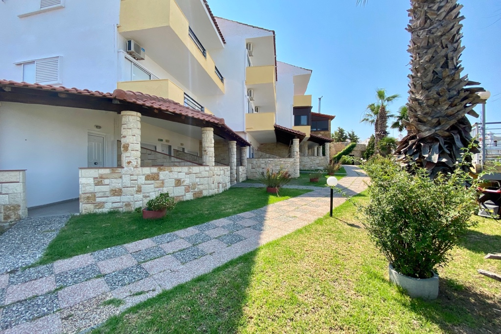 Fourka Akropolis Hotel Villas in Greece to Greece