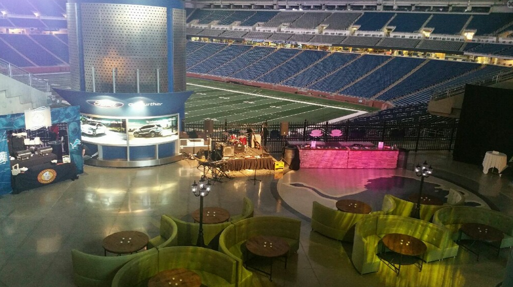 Houston Corporate Event Rentals Lux Lounge EFR (888) 2474411