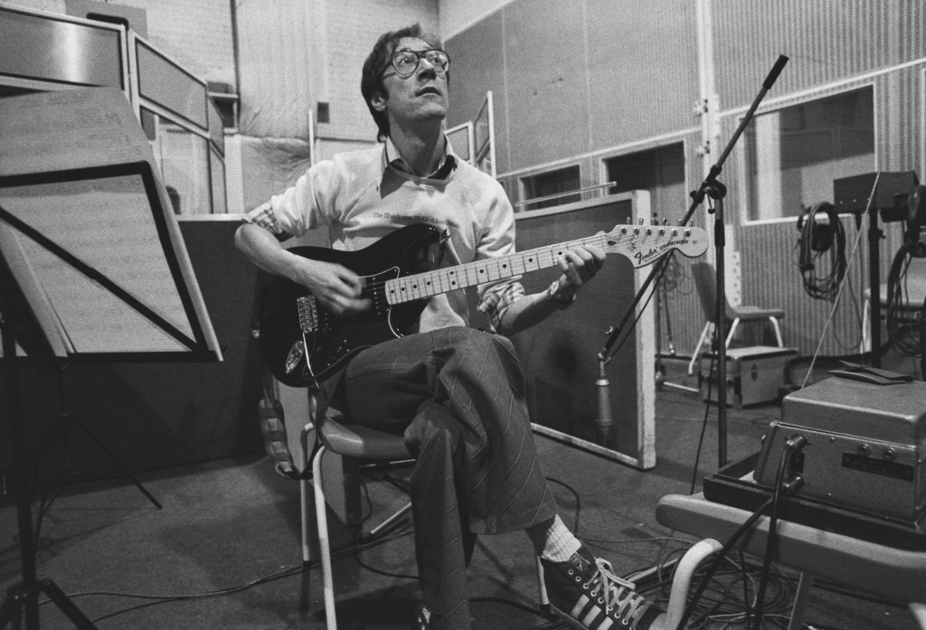 Hank Marvin Net Worth Wiki, Age, Weight and Height, Relationships