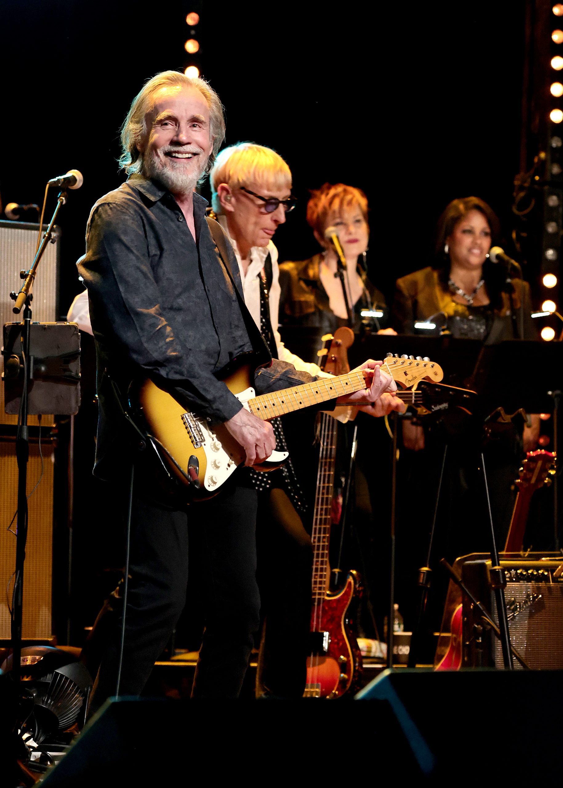 Jackson Browne Net Worth Wiki, Age, Weight and Height, Relationships