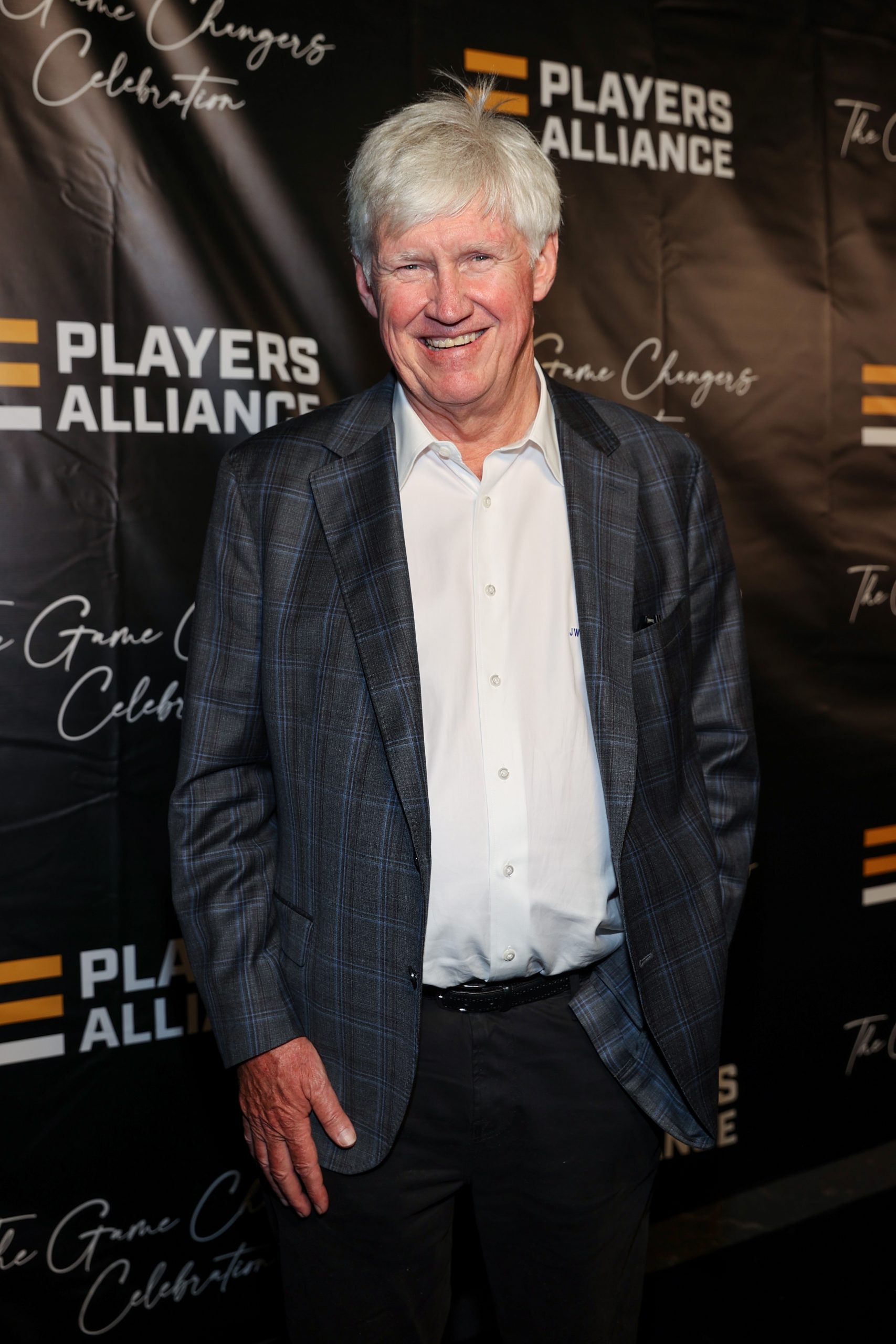 John W. Stanton Net Worth Wiki, Age, Weight and Height, Relationships