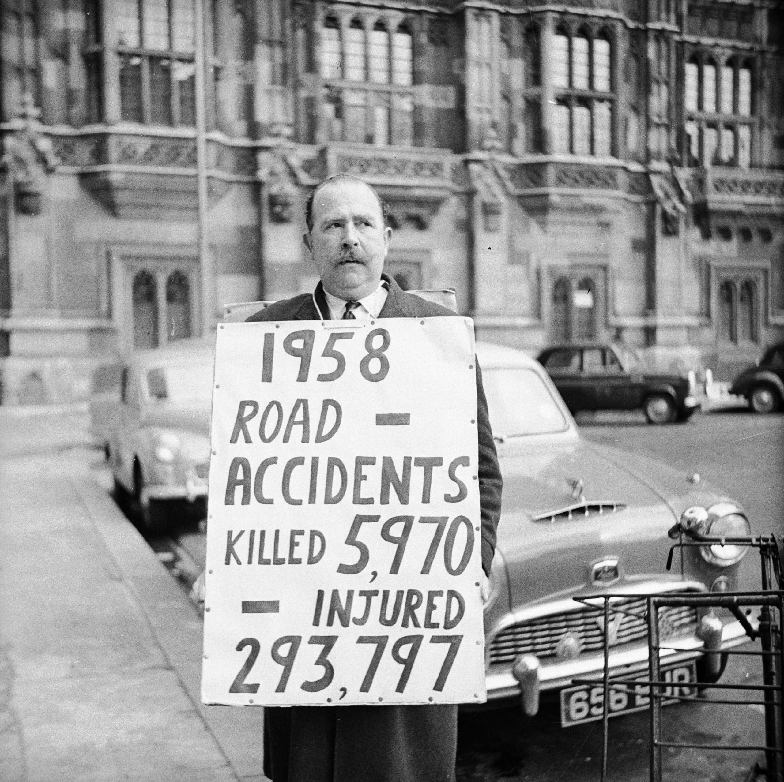 Michael Price Net Worth Wiki, Age, Weight and Height, Relationships