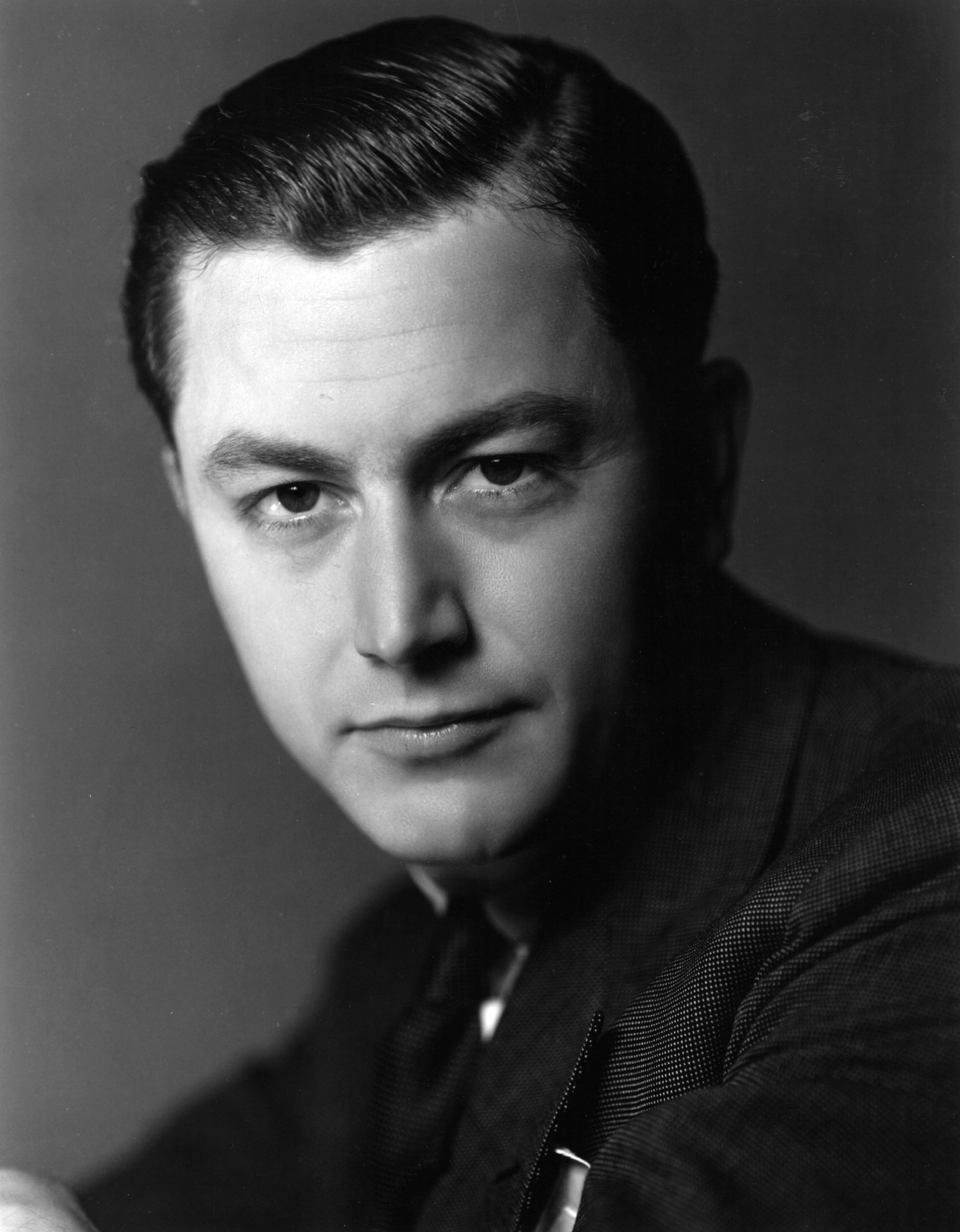 Robert Young Net Worth Wiki, Age, Weight and Height, Relationships, Family, and More Luxlux