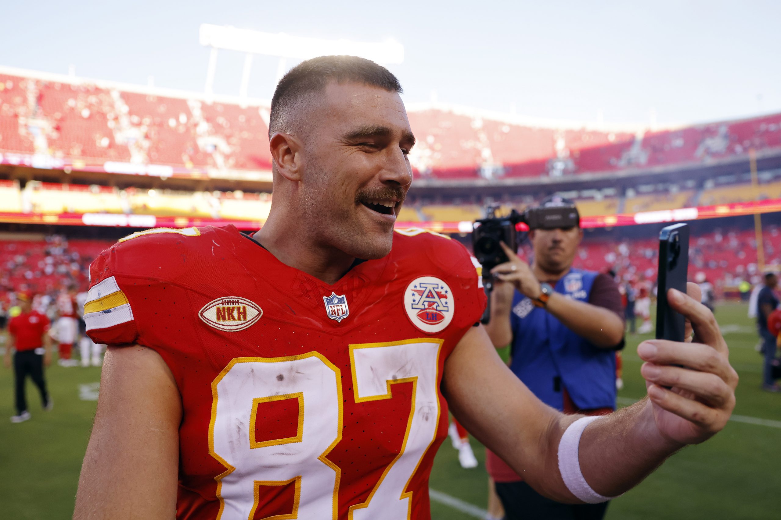 Travis Kelce Net Worth Wiki, Age, Weight and Height, Relationships