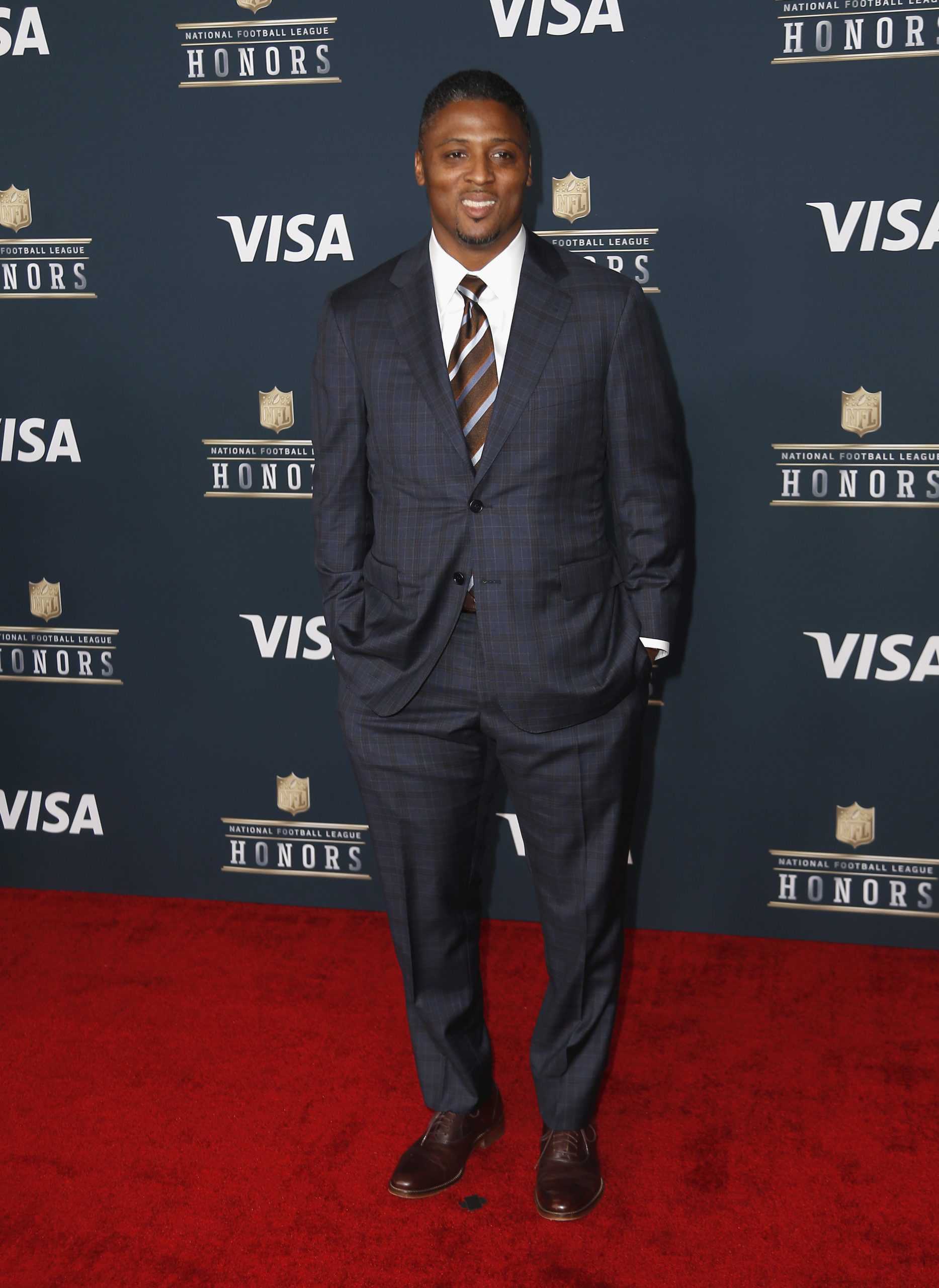 Warrick Dunn Net Worth in 2023 - Wiki, Age, Weight and Height(05)