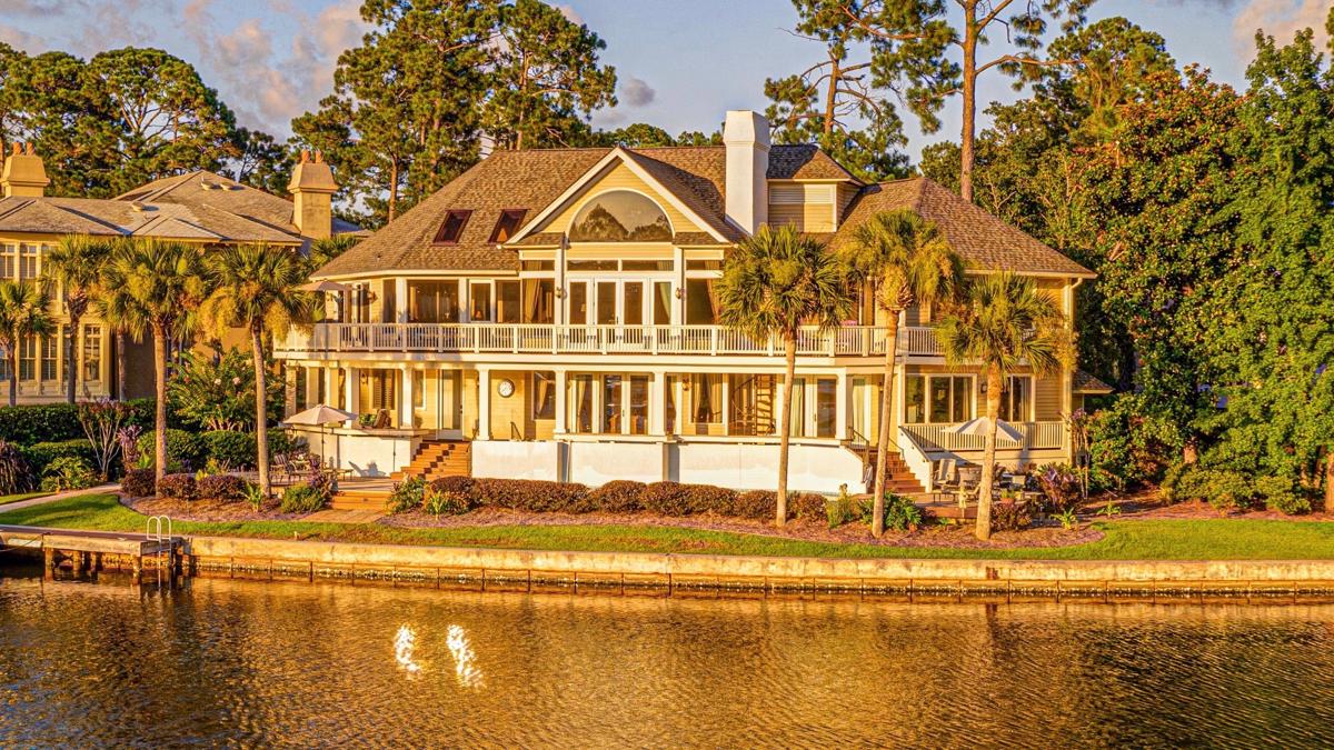 SPECTACULAR HARBOR LOT IN WEXFORD South Carolina Luxury Homes