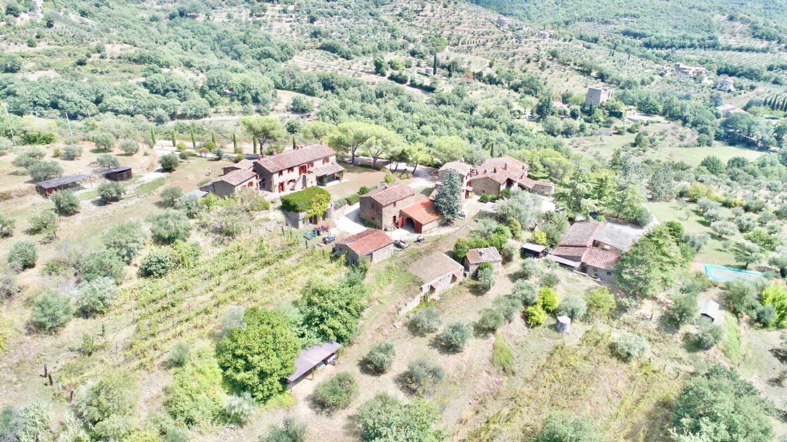 QUAINT WITH POOL AND TOWER IN CORTONA, TUSCANY Italy Luxury