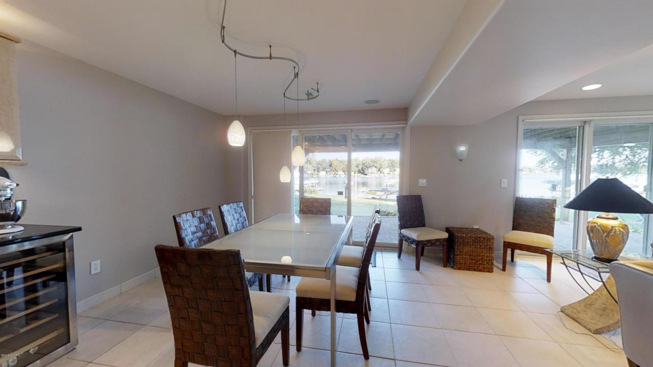 SPECTACULAR MAGICIAN LAKE HOME Michigan Luxury Homes Mansions For