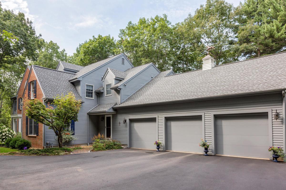 UPDATED STONEGATE COLONIAL Maine Luxury Homes Mansions For Sale