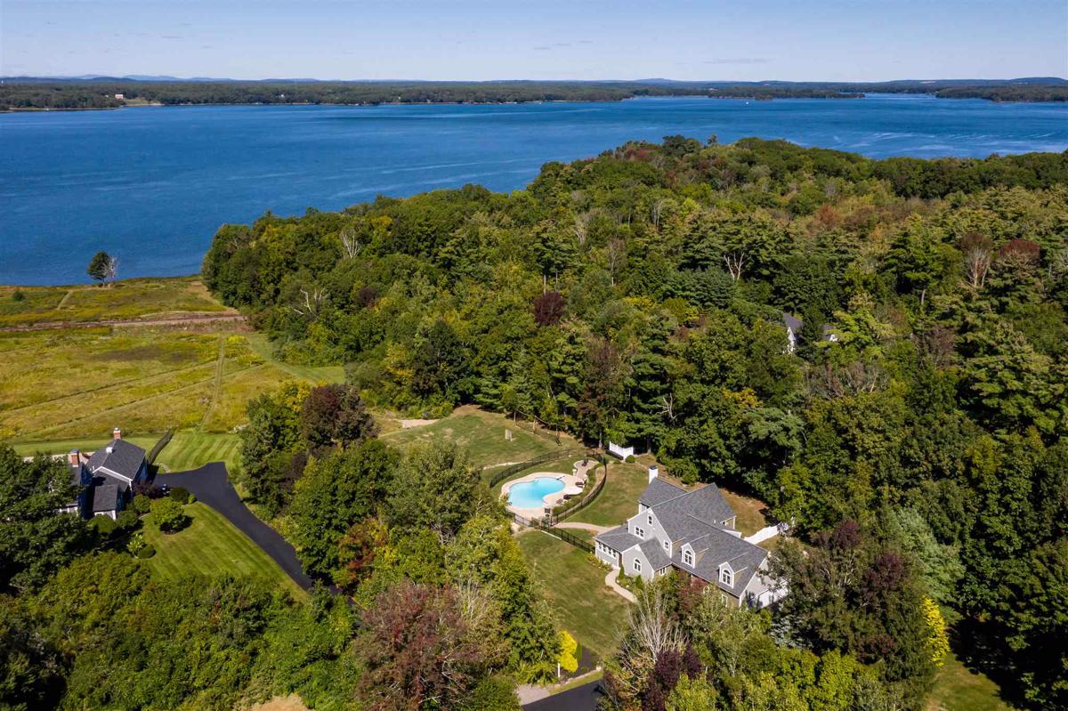 TIDEWATER FARM WITH VIEWS OF GREAT BAY New Hampshire Luxury Homes