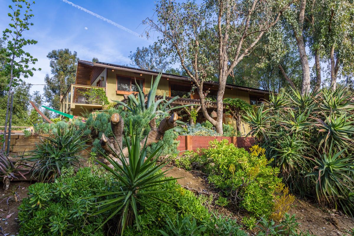 PRIVATE TOPANGA CANYON ESTATE California Luxury Homes Mansions For